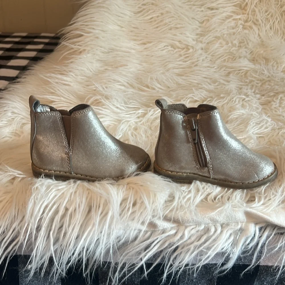 Little girls boots - Picture 4 of 4